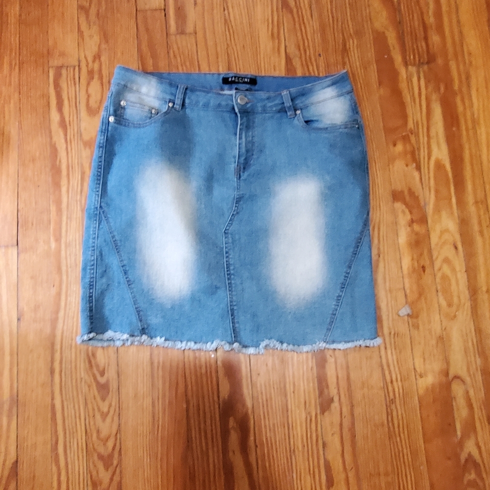 Baccini ladies faded Jean skirt, size 10
